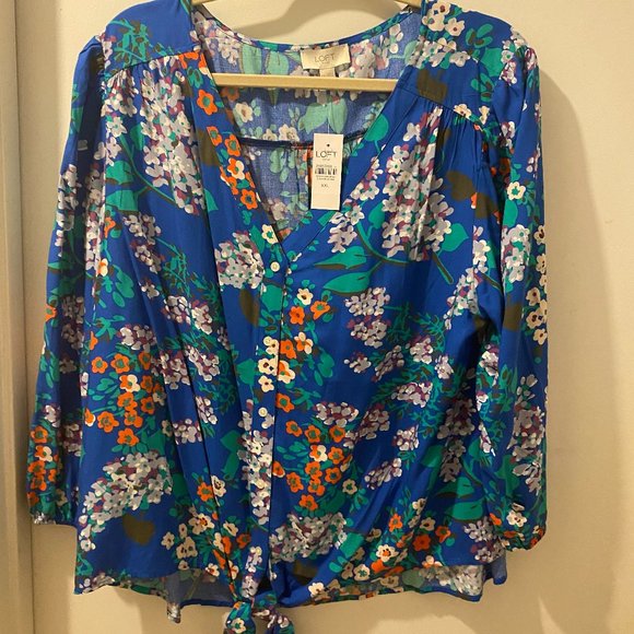 LOFT Tops - Loft - Women's blue floral tie front blouse - XXL (NWT)